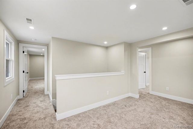 327 Normandy Road, Royal Oak, MI 48073