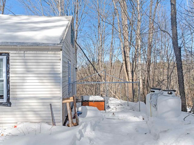 336 New Hampton Road, Franklin, NH 03235