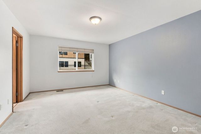 15928 Larch Way, Lynnwood, WA 98087