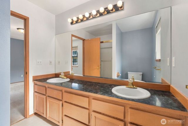 15928 Larch Way, Lynnwood, WA 98087