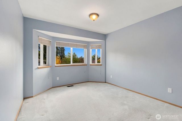 15928 Larch Way, Lynnwood, WA 98087