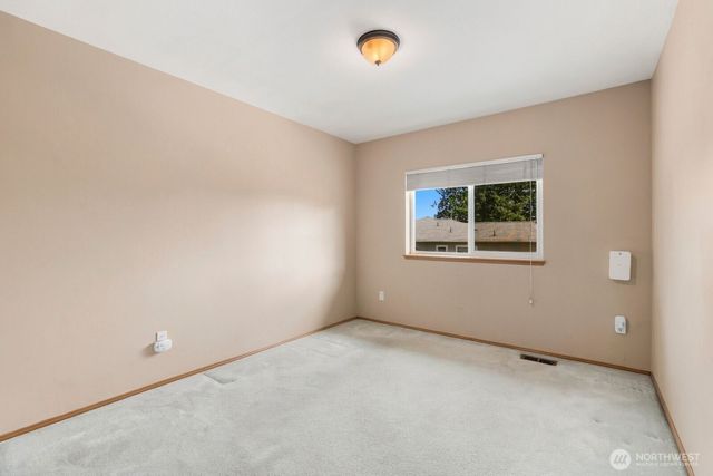 15928 Larch Way, Lynnwood, WA 98087