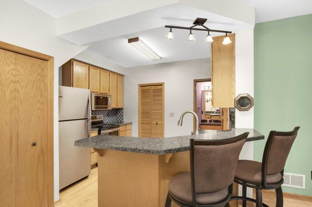 8755 Benson Way, Inver Grove Heights, MN 55076