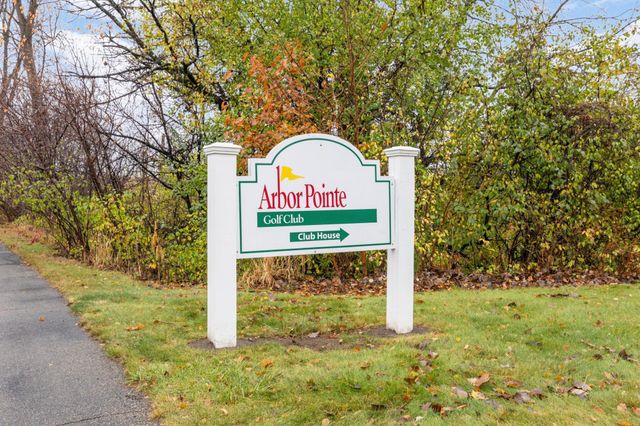 8755 Benson Way, Inver Grove Heights, MN 55076