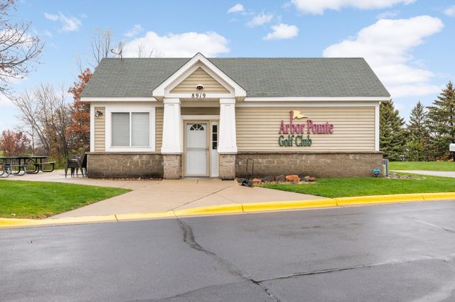 8755 Benson Way, Inver Grove Heights, MN 55076