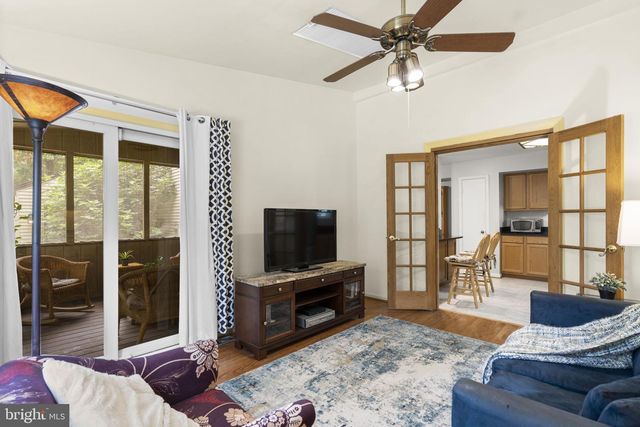 15113 PHILIP LEE RD, Chantilly, VA 20151