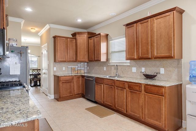 301 Forest Grove Drive, Youngsville, LA 70592