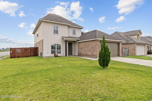 301 Forest Grove Drive, Youngsville, LA 70592