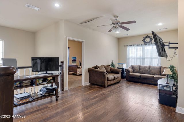 301 Forest Grove Drive, Youngsville, LA 70592
