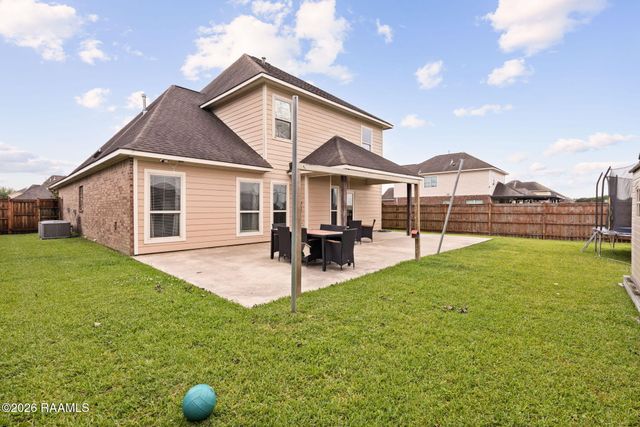 301 Forest Grove Drive, Youngsville, LA 70592