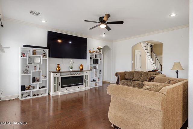 301 Forest Grove Drive, Youngsville, LA 70592