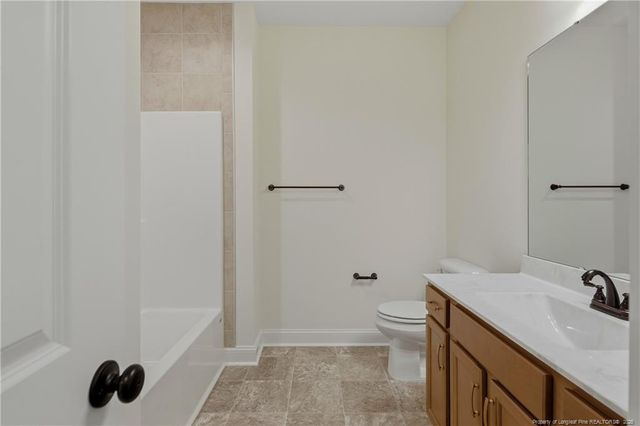 6732 Sim Canady Road, Hope Mills, NC 28348