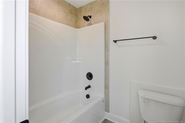 6732 Sim Canady Road, Hope Mills, NC 28348
