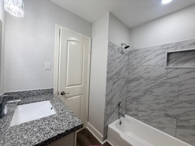 3426 Valley Brook Drive, La Porte, TX 77571