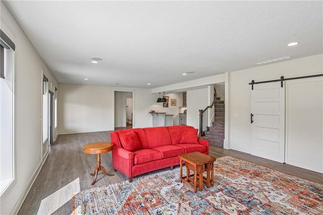 3121 SW Merriam Drive, Lee's Summit, MO 64081