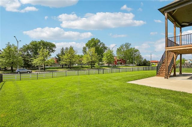 3121 SW Merriam Drive, Lee's Summit, MO 64081