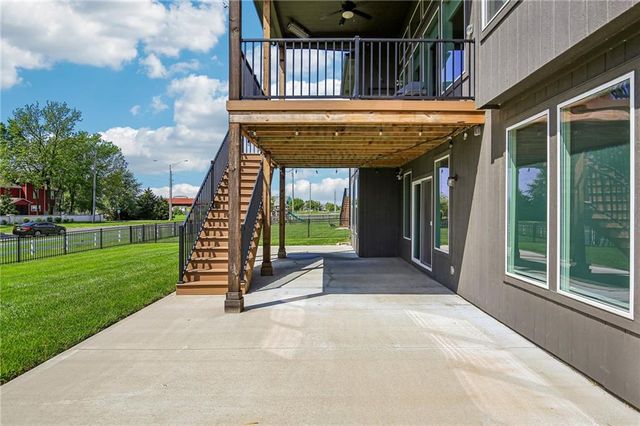 3121 SW Merriam Drive, Lee's Summit, MO 64081