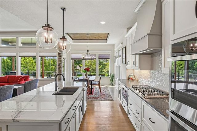 3121 SW Merriam Drive, Lee's Summit, MO 64081