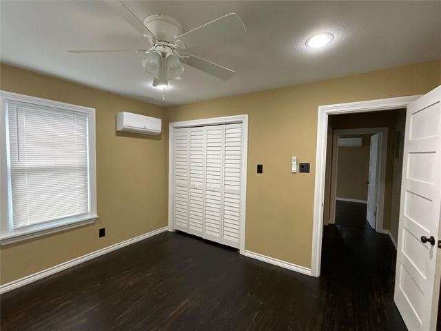 207 S George Street, Victoria, TX 77901