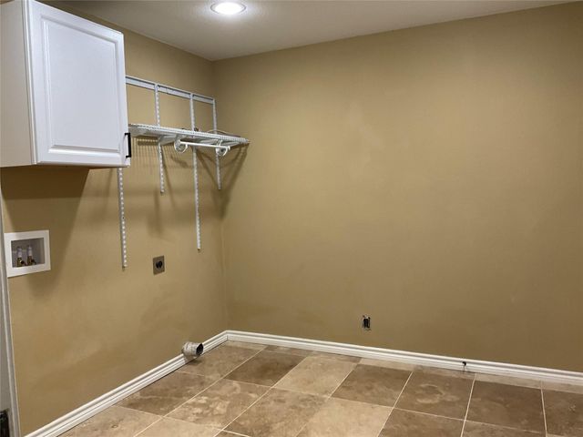 207 S George Street, Victoria, TX 77901