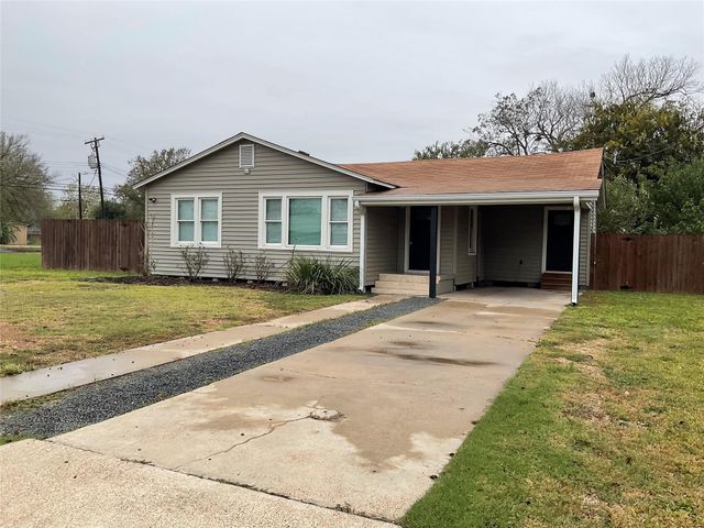 207 S George Street, Victoria, TX 77901