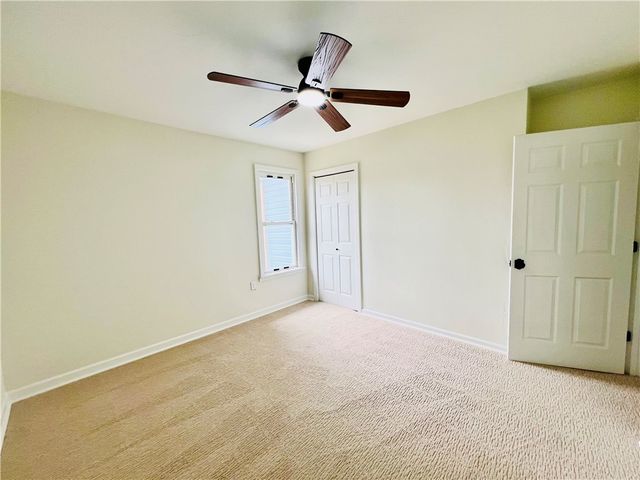 1202 Vine St, Connellsville, PA 15425