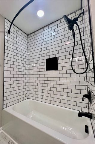 1202 Vine St, Connellsville, PA 15425