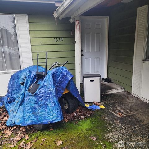 1638 108th Street S, Tacoma, WA 98444