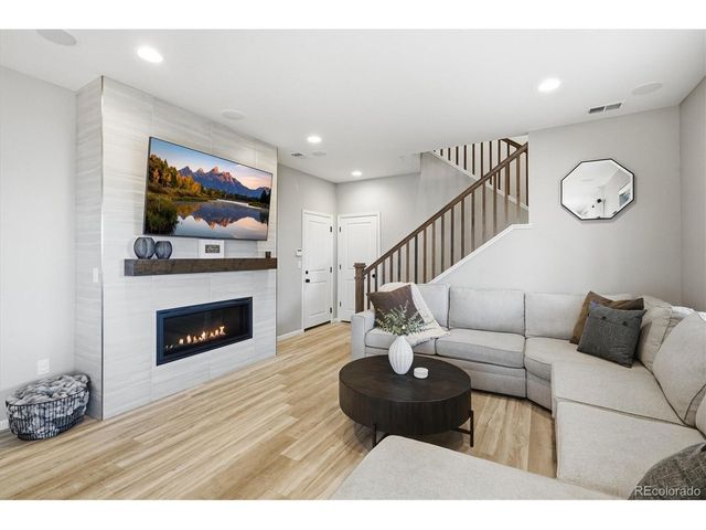 8029 Adams Fork Ave, Littleton, CO 80125