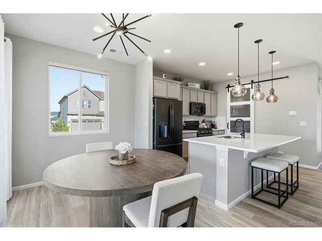 8029 Adams Fork Ave, Littleton, CO 80125