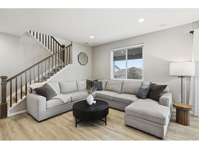 8029 Adams Fork Ave, Littleton, CO 80125