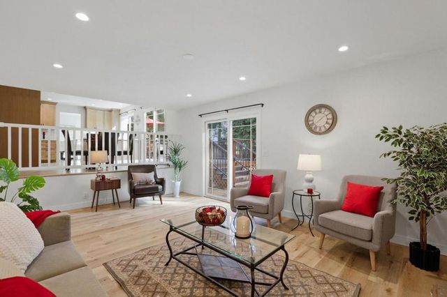 750 W 9th Street, Gilroy, CA 95020