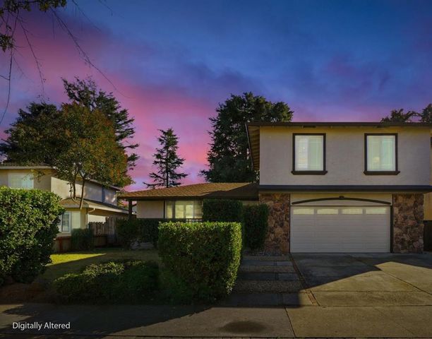 750 W 9th Street, Gilroy, CA 95020