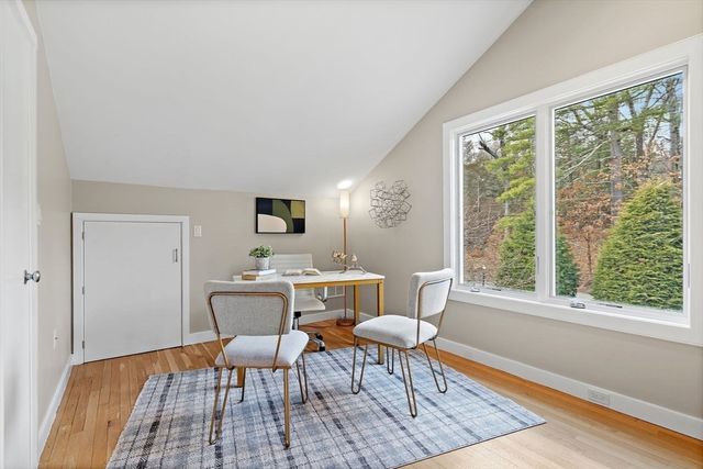 16 Huckleberry Hill Road, Lincoln, MA 01773