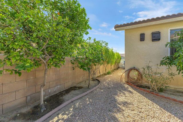 65096 Cliff Circle S, Desert Hot Springs, CA 92240