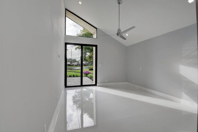 2006 Bridgewood Drive, Boca Raton, FL 33434