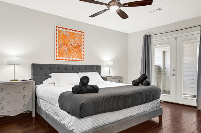 5534 Loch Lomond Drive, Houston, TX 77096