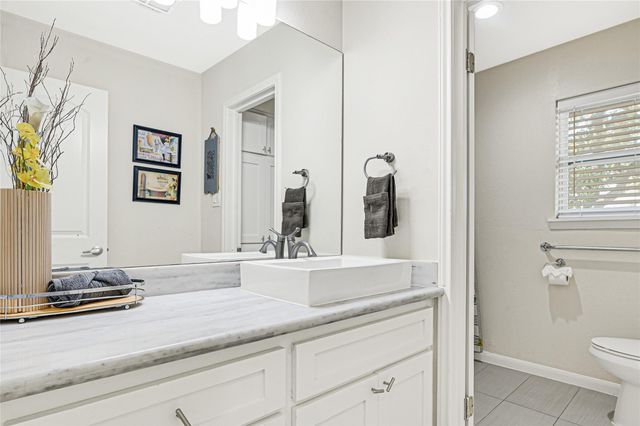 5534 Loch Lomond Drive, Houston, TX 77096