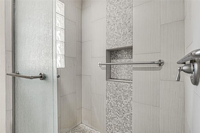 5534 Loch Lomond Drive, Houston, TX 77096