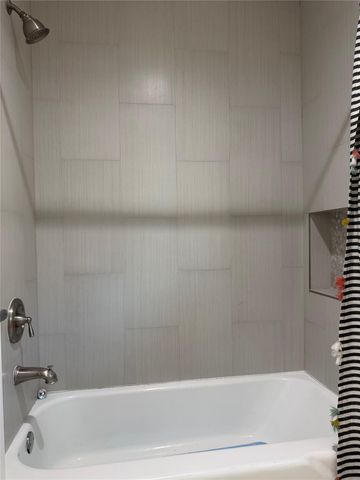 5534 Loch Lomond Drive, Houston, TX 77096