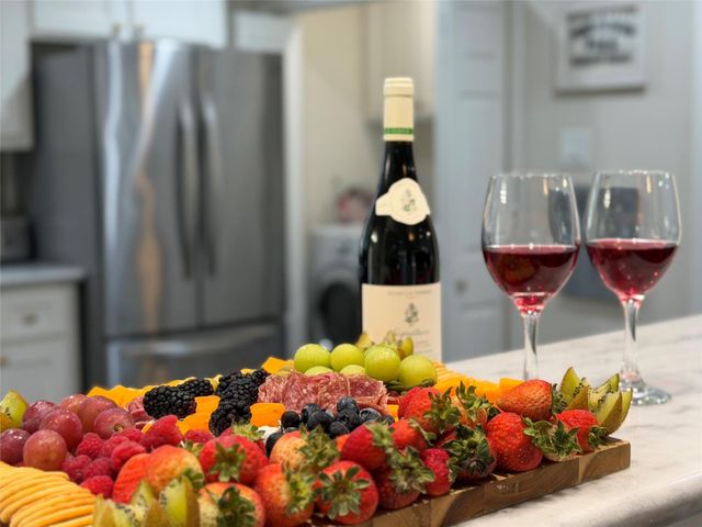 5534 Loch Lomond Drive, Houston, TX 77096