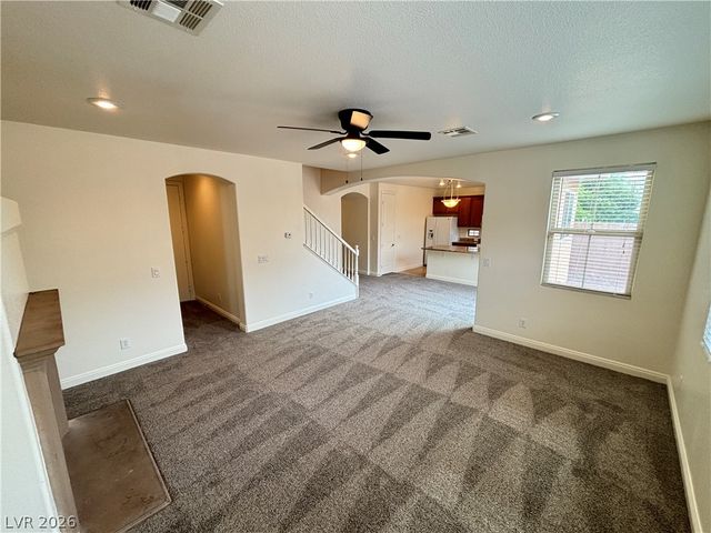 10735 Knickerbocker Avenue, Las Vegas, NV 89166