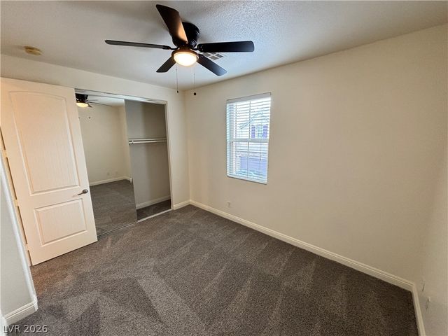 10735 Knickerbocker Avenue, Las Vegas, NV 89166