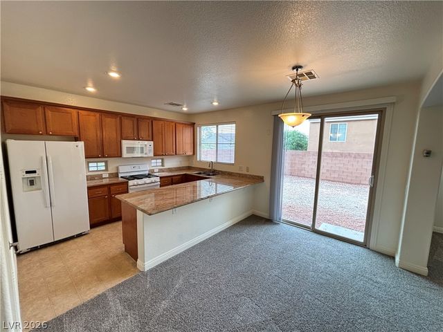 10735 Knickerbocker Avenue, Las Vegas, NV 89166