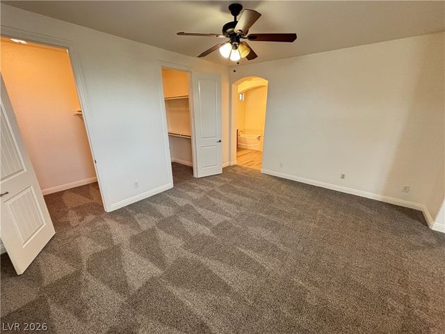 10735 Knickerbocker Avenue, Las Vegas, NV 89166