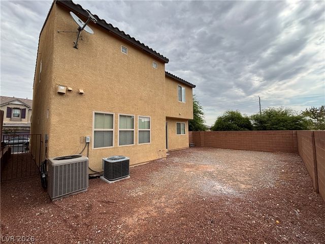 10735 Knickerbocker Avenue, Las Vegas, NV 89166