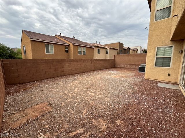 10735 Knickerbocker Avenue, Las Vegas, NV 89166