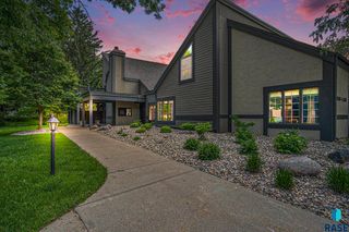 4310 S Minnesota Ave Avenue, Sioux Falls, SD 57105
