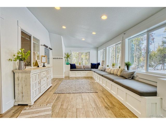 983 Wedgwood Rd, Black Hawk, CO 80422