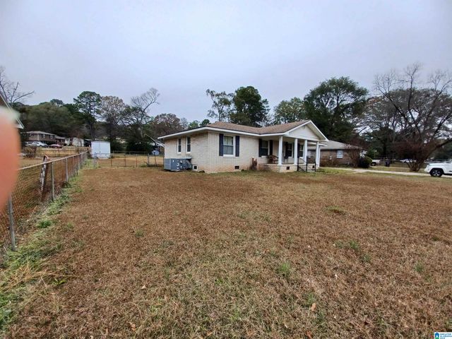 1008 26TH AVENUE N, Hueytown, AL 35023